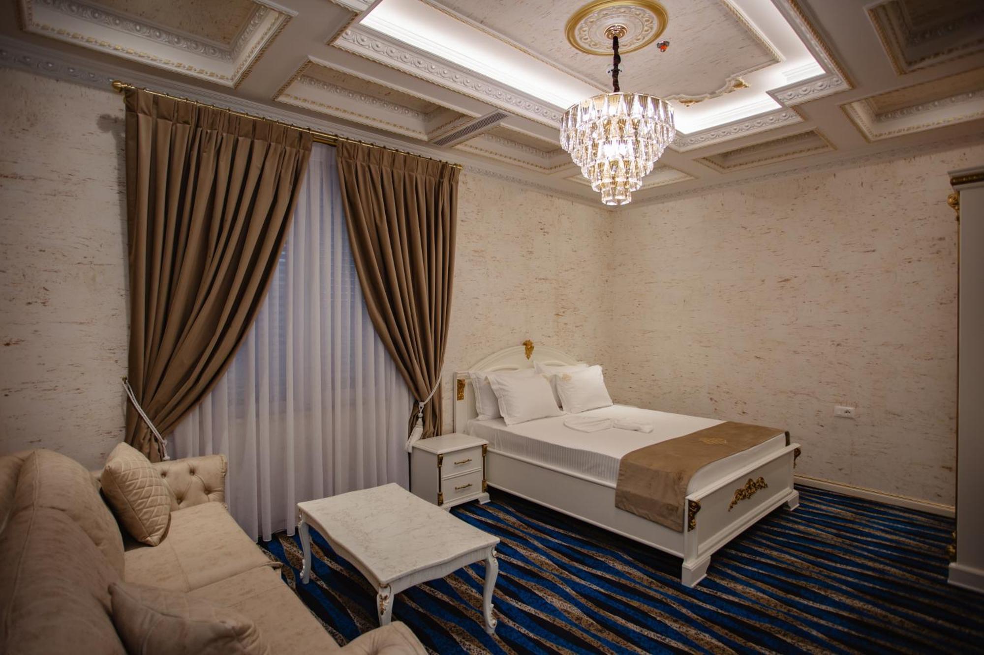 Ervini Boutique Hotel Shkoder Luaran gambar
