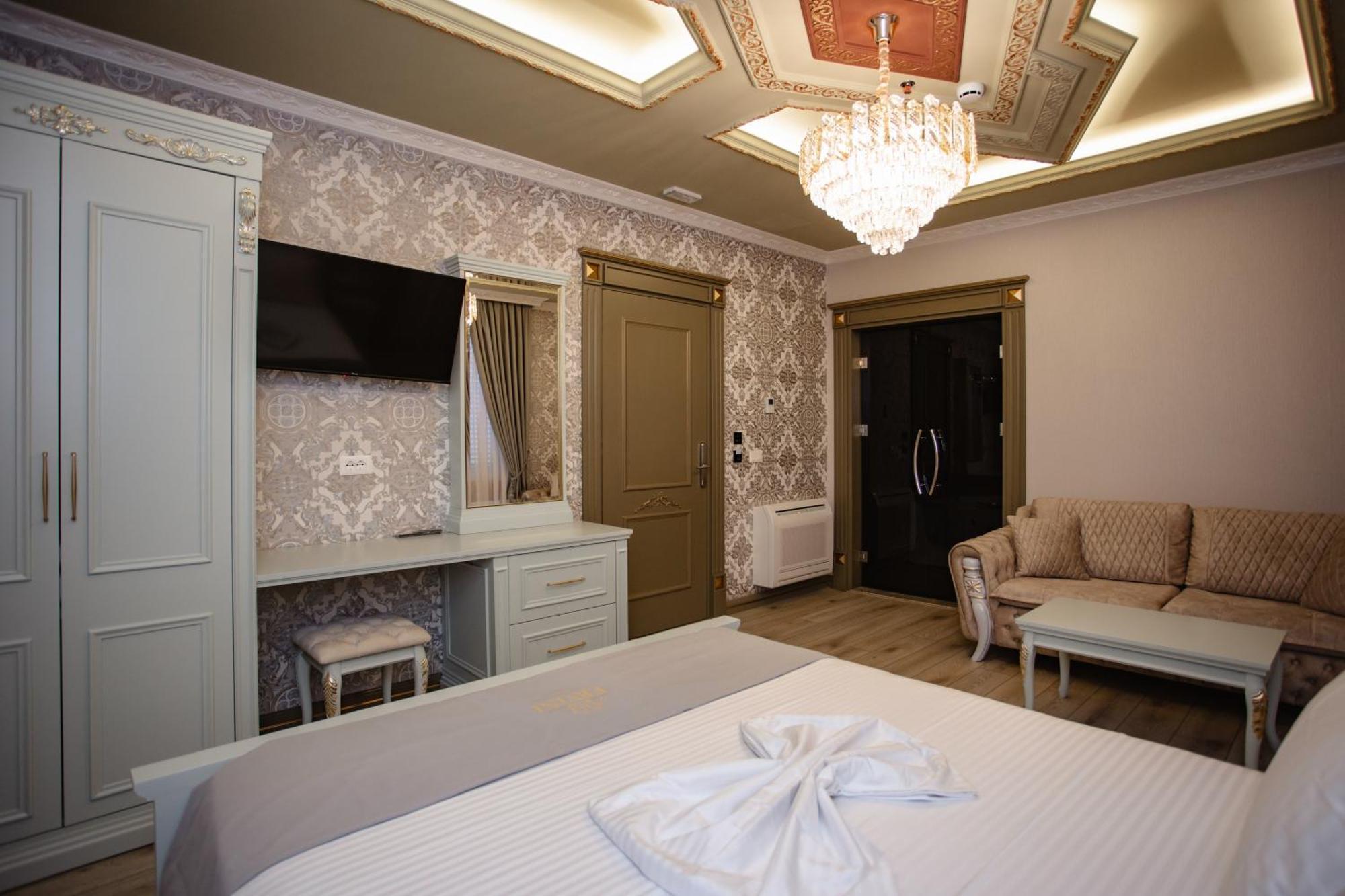 Ervini Boutique Hotel Shkoder Luaran gambar