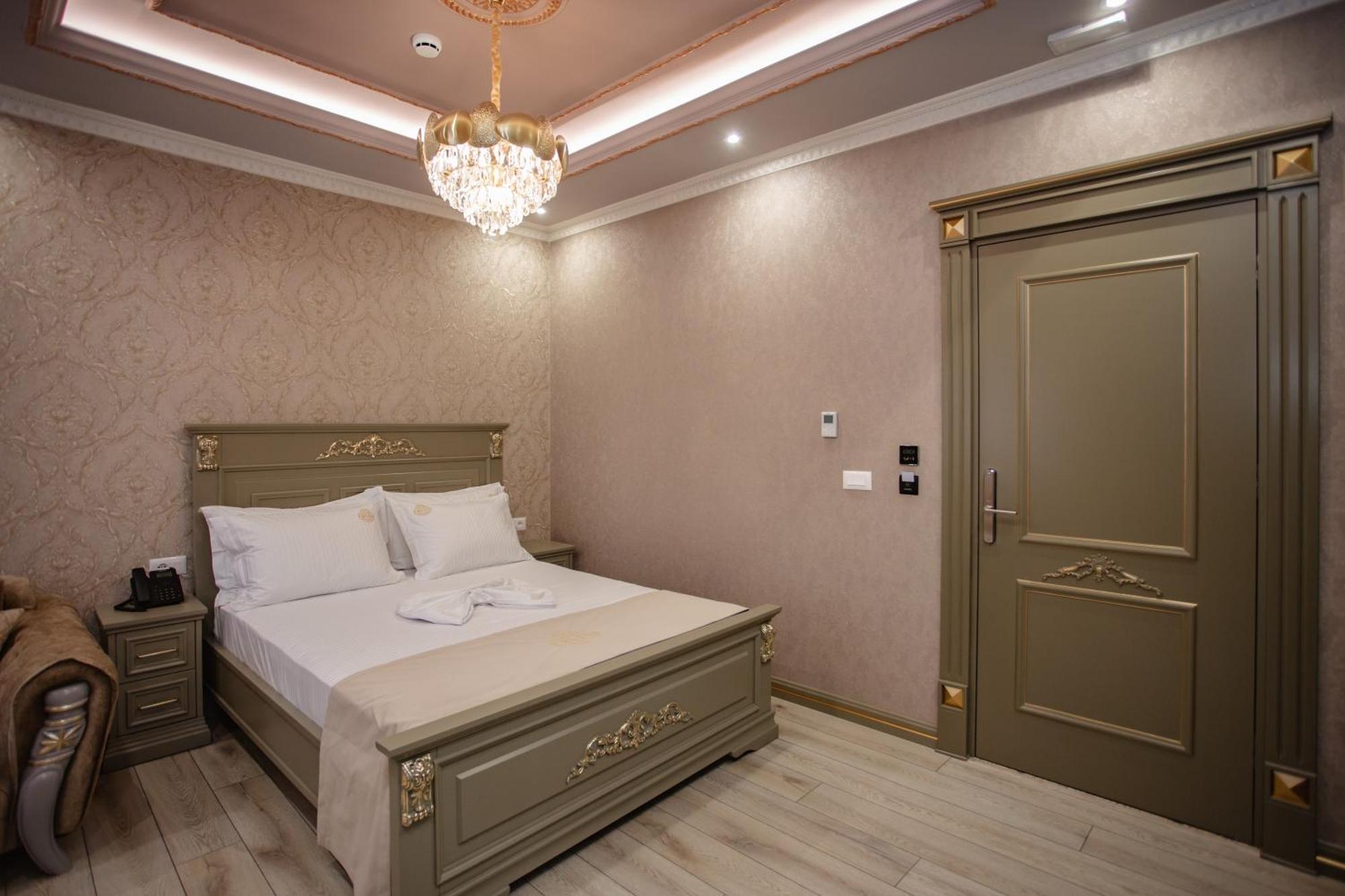 Ervini Boutique Hotel Shkoder Luaran gambar