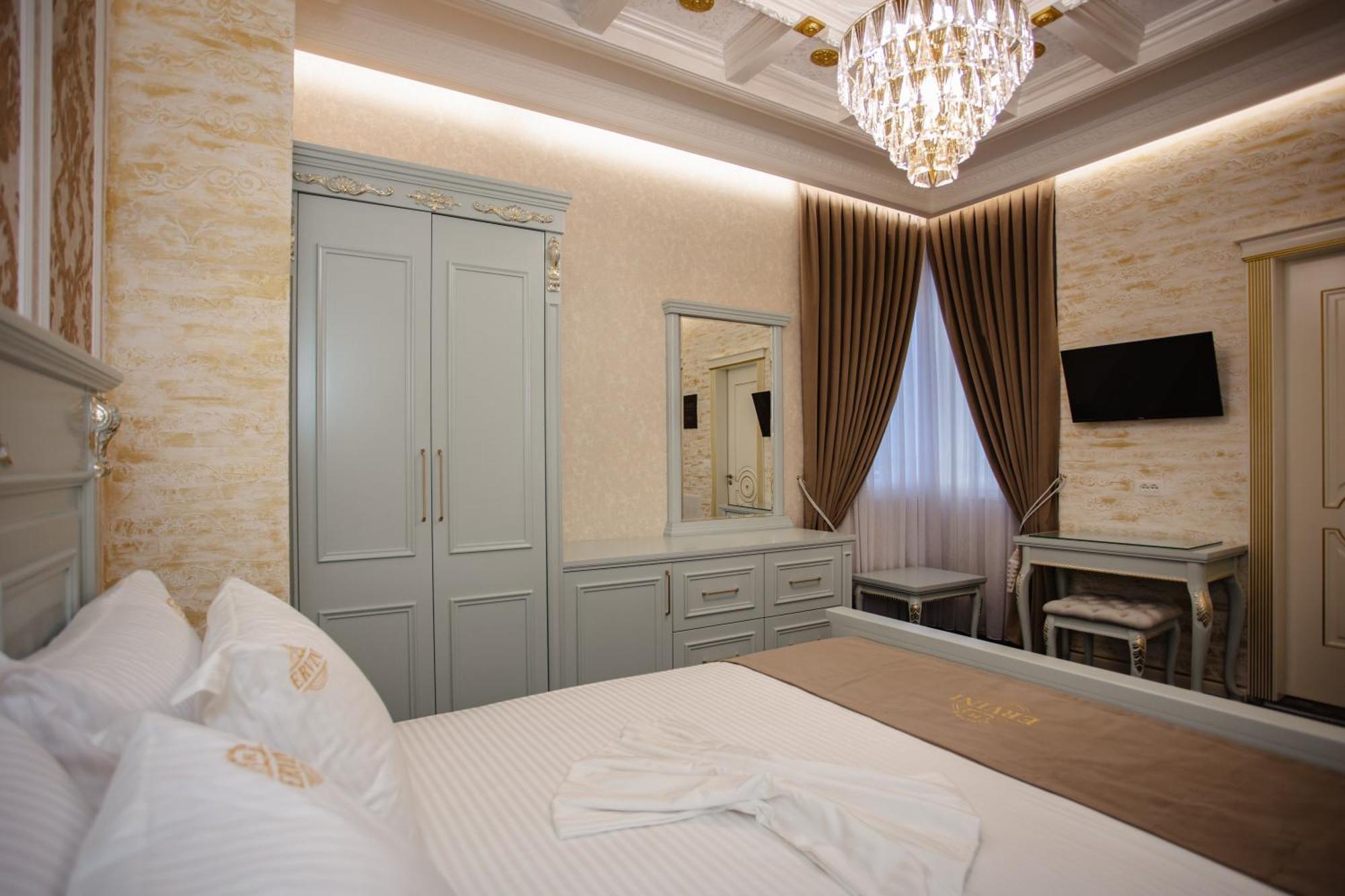 Ervini Boutique Hotel Shkoder Luaran gambar