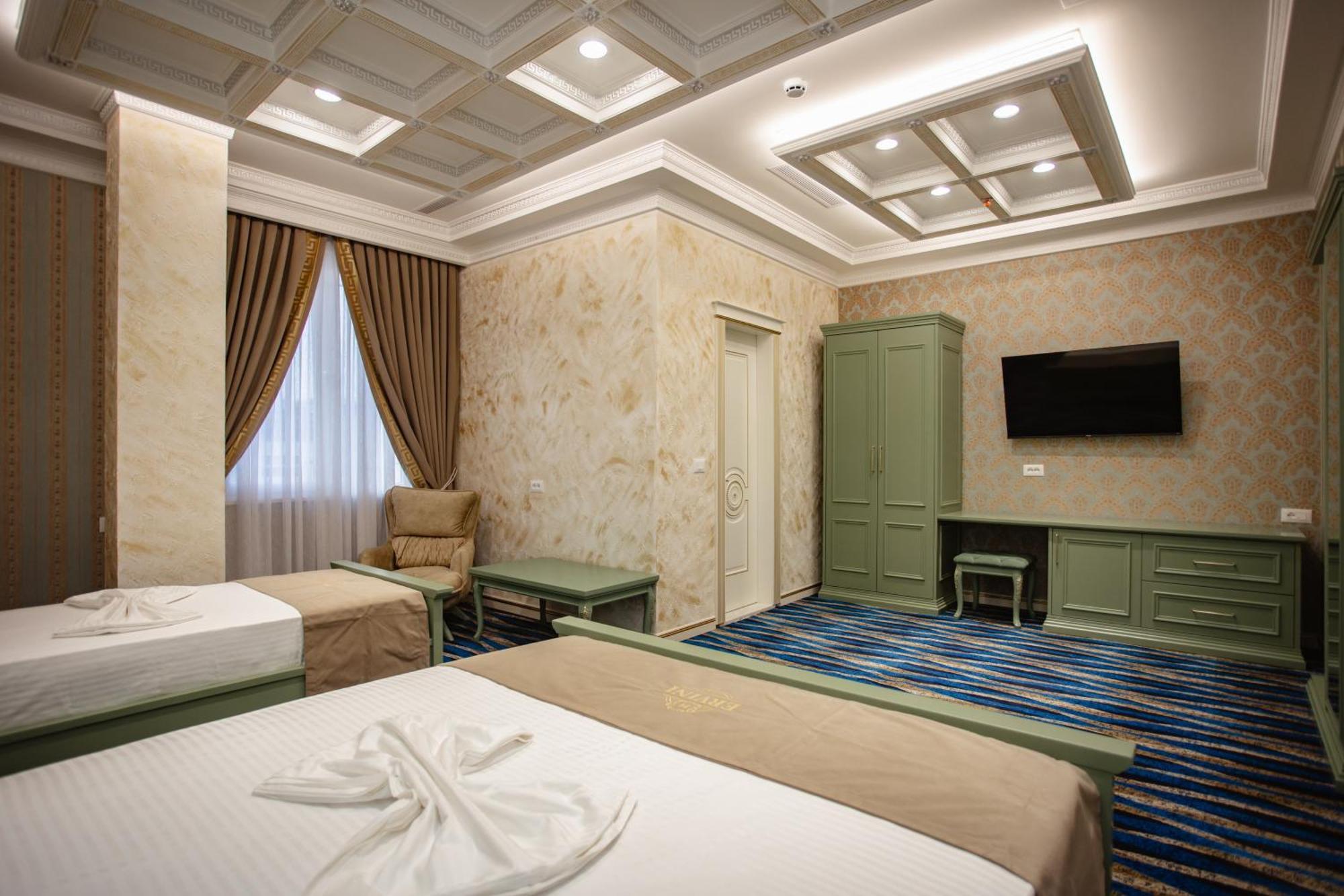 Ervini Boutique Hotel Shkoder Luaran gambar