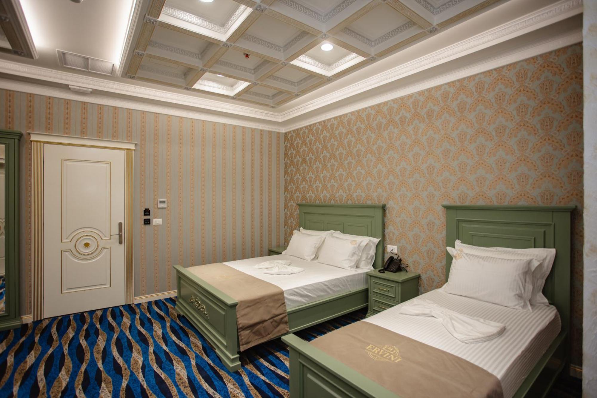 Ervini Boutique Hotel Shkoder Luaran gambar