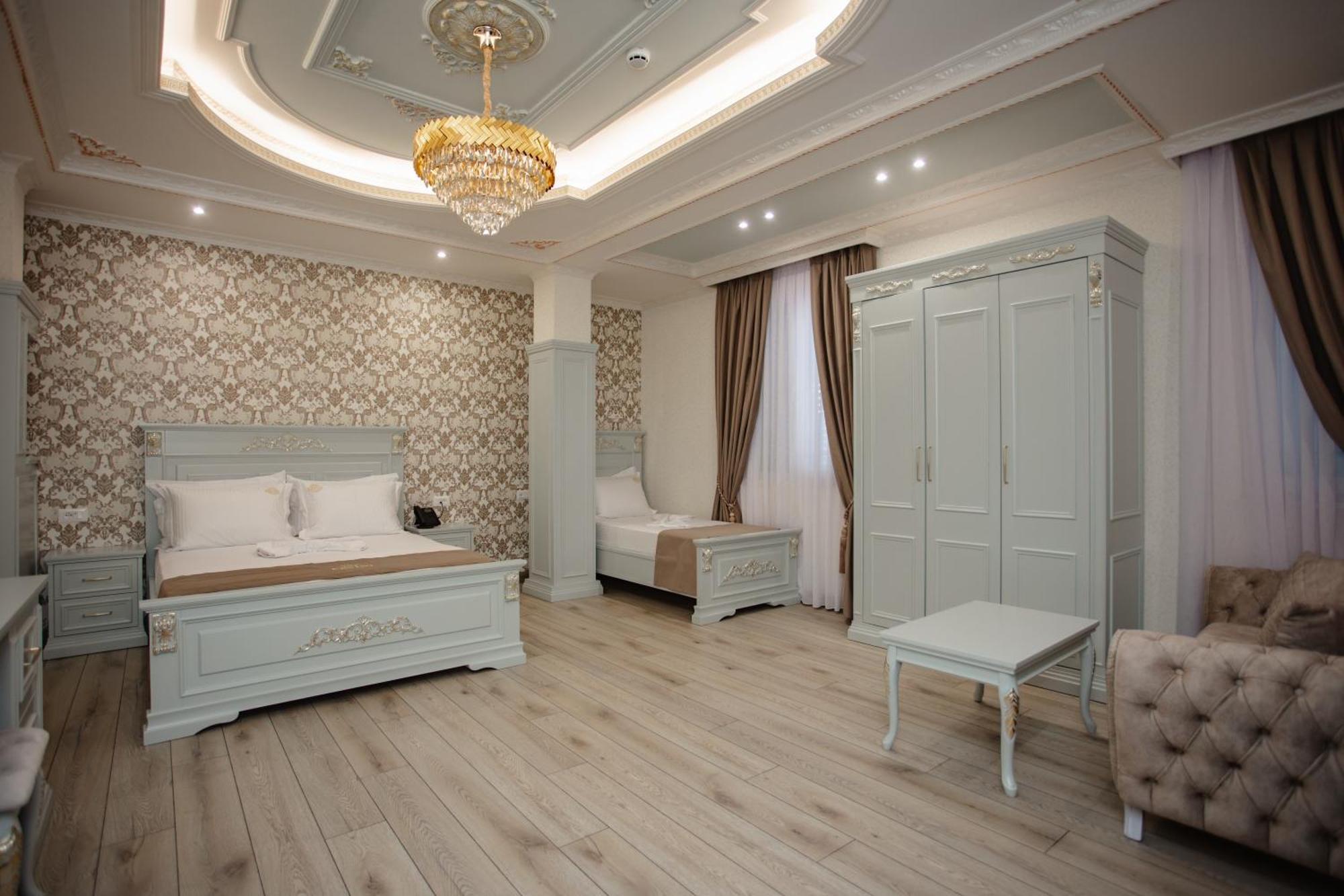 Ervini Boutique Hotel Shkoder Luaran gambar