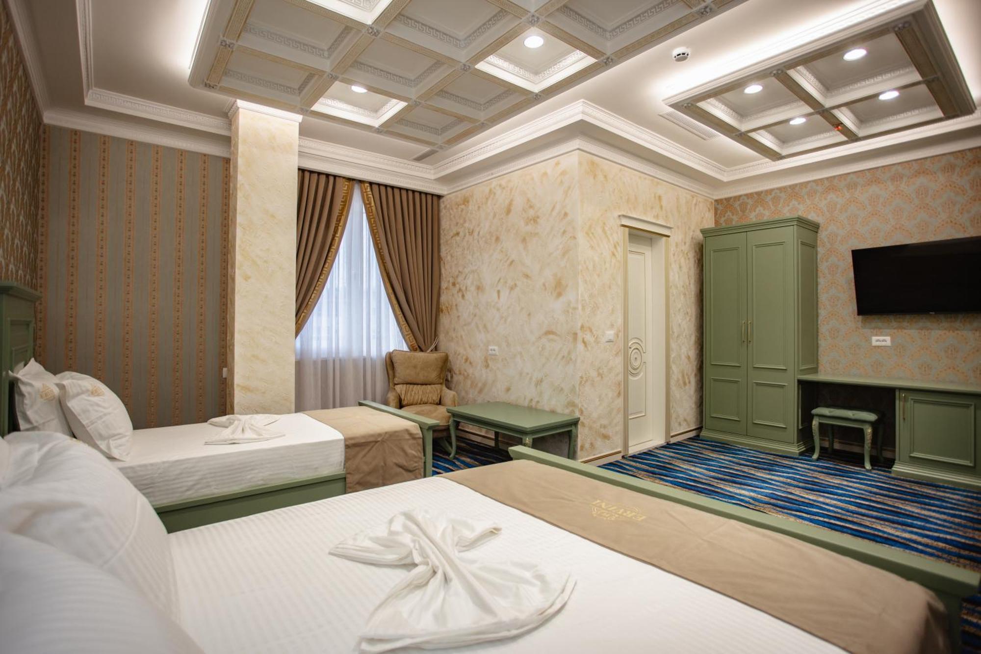 Ervini Boutique Hotel Shkoder Luaran gambar